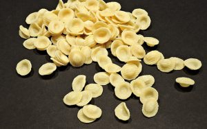 Orecchiette: alla scoperta del piatto simbolo della Puglia